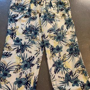 Resort wear pants with Blue Hibiscus Print, size medium